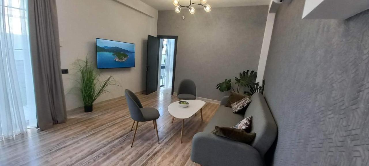 Grey House Aparthotel Zovuni Exterior photo